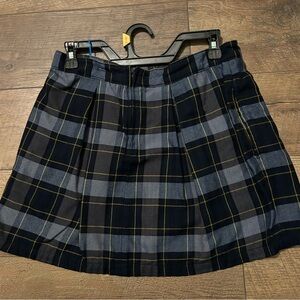 Lands’ End Uniform - Plaid Pleated Top of Knee Skirt color: Classic Navy Plaid